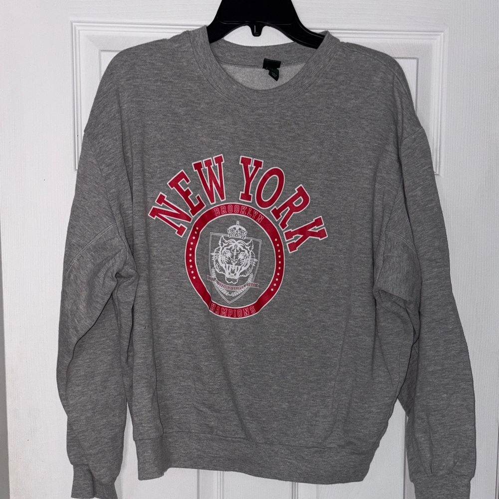 Gray New York Graphic womens Sweatershirt